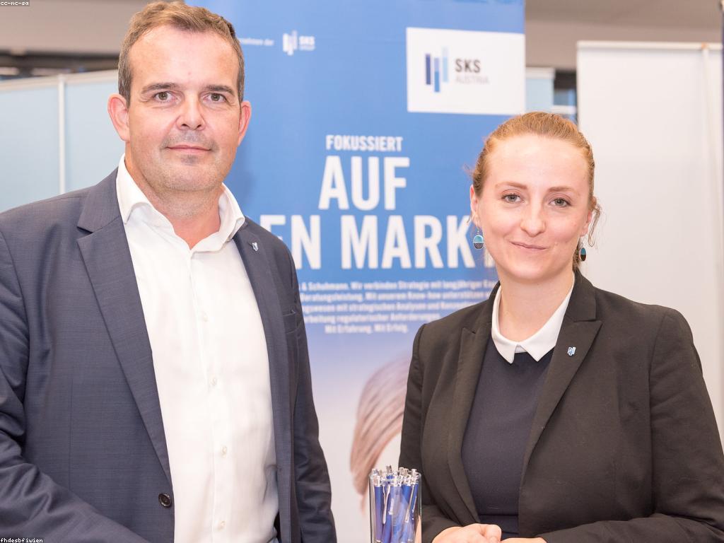 សន្ទស្សន៍អាជីព: ការបង្ហាញពីភាពជោគជ័យនិងអនាគតនៃអាជីព